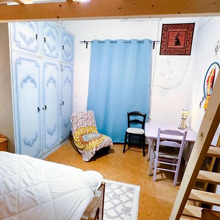 Appartement Vue Sur Mer Soul Family, Egine Aegina Esterno foto