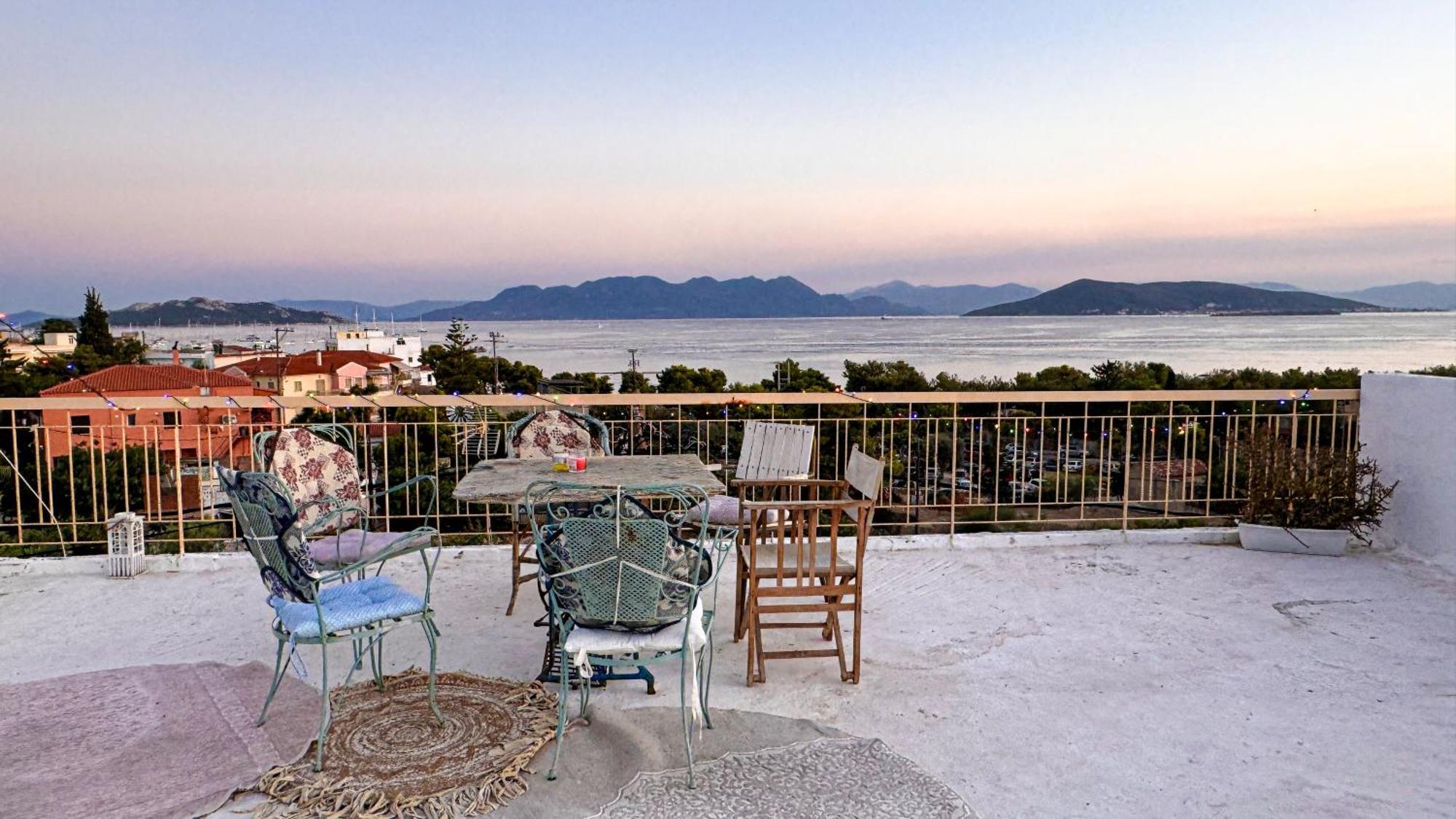 Appartement Vue Sur Mer Soul Family, Egine Aegina Esterno foto